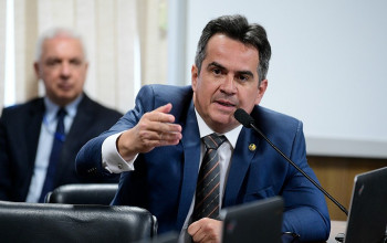 Ex-governador do Paraná chama Ciro Nogueira de Sem Vergonha ao rebater críticas do ministro